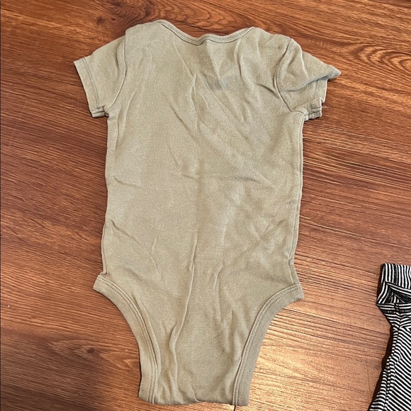 Assorted Color Kids One Pieces Set - Picture 3 of 9